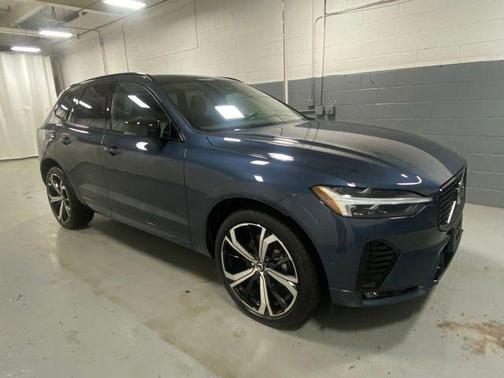 Denim Blue 2025 Volvo XC60 B5 Ultra