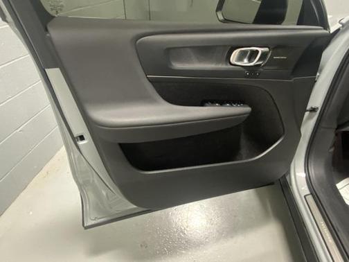 2024 Volvo C40 Recharge Pure Electric Twin Ultimate