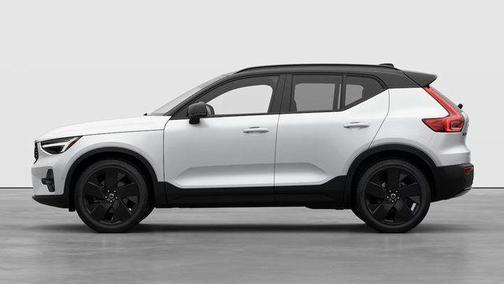 2026 Volvo XC40 Black Edition Ultra, B5 AWD Gas (mild hybrid)