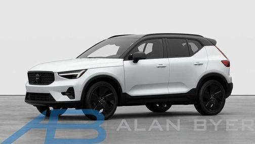 2026 Volvo XC40 Black Edition Ultra, B5 AWD Gas (mild hybrid)