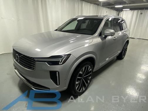 2025 Volvo XC90 B6 Plus 7-Seater