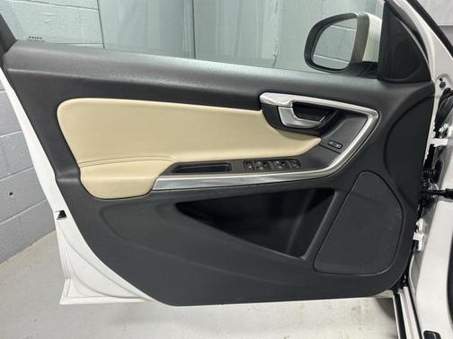 2018 Volvo S60 T5 Dynamic