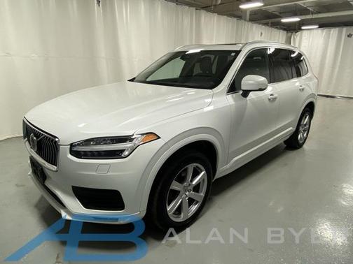 2023 Volvo XC90 B5 Core