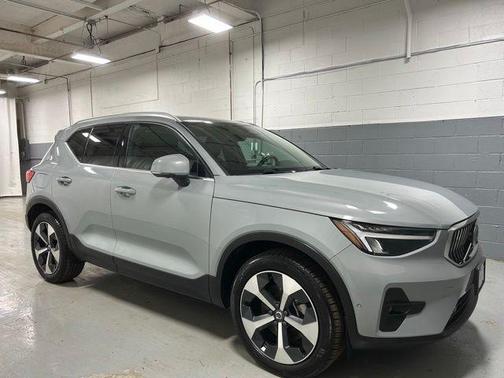 Grey 2025 Volvo XC40 B5 Plus Bright Theme