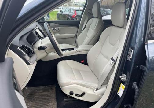 Denim Blue Metallic 2025 Volvo XC90 Plug-In Hybrid T8 Plus 6-Seater