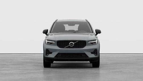 Vapour Grey Metallic 2026 Volvo XC40 Plus, B5 AWD Gas (mild hybrid), Dark