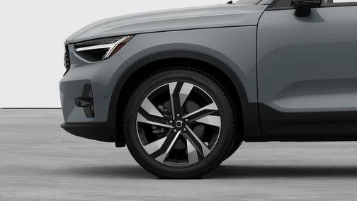 Vapour Grey Metallic 2026 Volvo XC40 Plus, B5 AWD Gas (mild hybrid), Dark