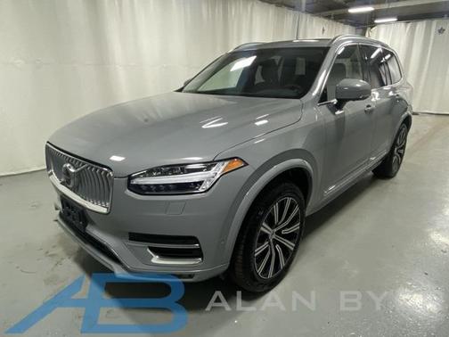 2025 Volvo XC90 B6 Plus 7-Seater