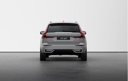 2025 Volvo XC60 Plug-In Hybrid T8 Core