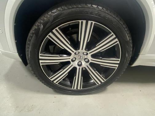 2023 Volvo XC90 B6 Ultimate 7-Seater