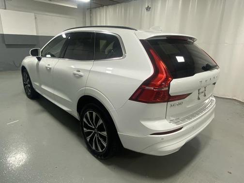 2023 Volvo XC60 B5 Core