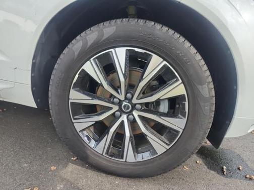 2023 Volvo XC60 B5 Core