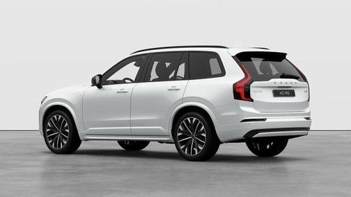 2026 Volvo XC90 B6 Ultra Dark Theme 7-Seater