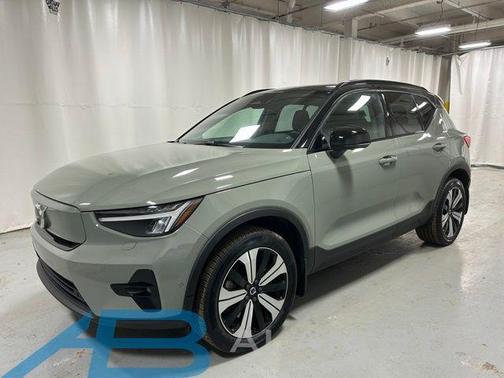 2023 Volvo XC40 Recharge Pure Electric Twin Plus