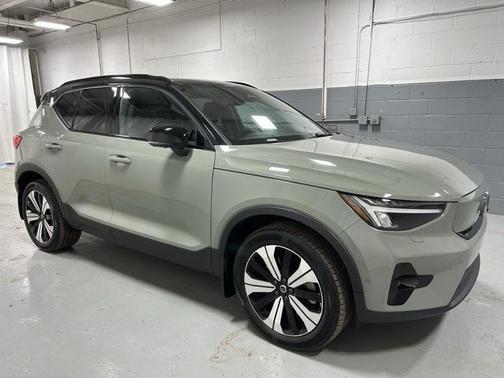 2023 Volvo XC40 Recharge Pure Electric Twin Plus