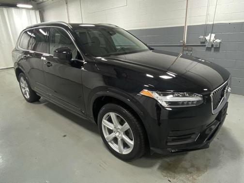 2023 Volvo XC90 B6 Core