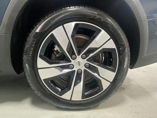 2024 Volvo V60 Cross Country B5 Plus