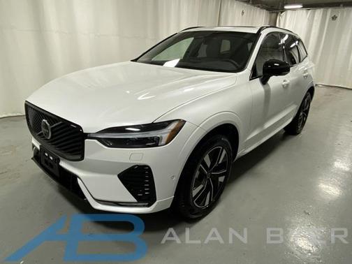 2026 Volvo XC60 B5 Plus