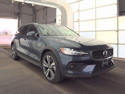 Denim Blue 2025 Volvo V60 Cross Country Plus, B5 AWD Gas (mild hybrid)
