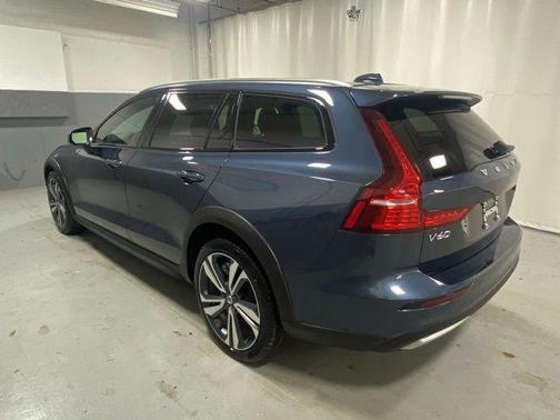 Denim Blue 2025 Volvo V60 Cross Country Plus, B5 AWD Gas (mild hybrid)