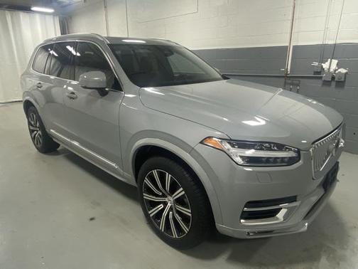 2024 Volvo XC90 B5 Core Bright Theme