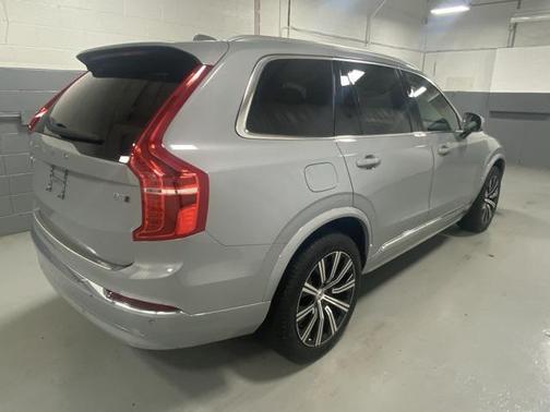 2024 Volvo XC90 B5 Core Bright Theme