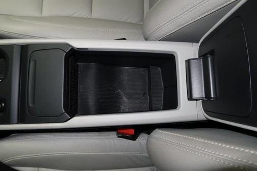 2019 Volvo XC40 T5 Momentum for sale in Syracuse, NY - image 40