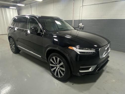 2024 Volvo XC90 B5 Core Bright Theme