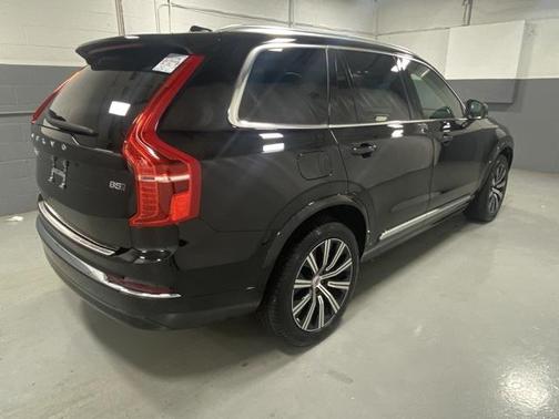 2024 Volvo XC90 B5 Core Bright Theme