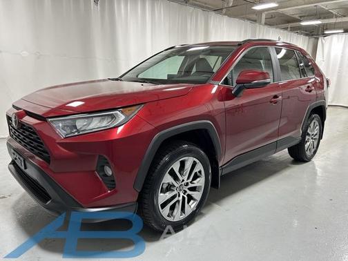 2020 Toyota RAV4 XLE Premium