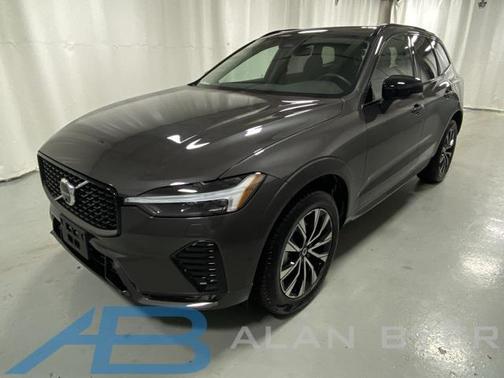 2025 Volvo XC60 B5 Plus
