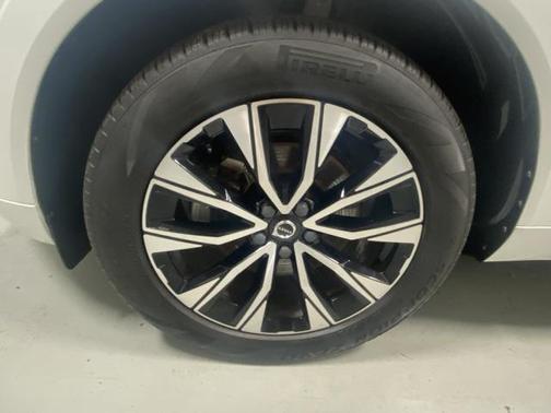 2023 Volvo XC60 B5 Core