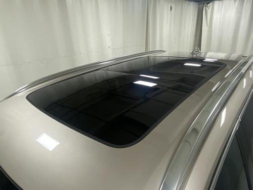 2024 Volvo XC90 Recharge Plug-In Hybrid T8 Plus Bright Theme 7-Seater