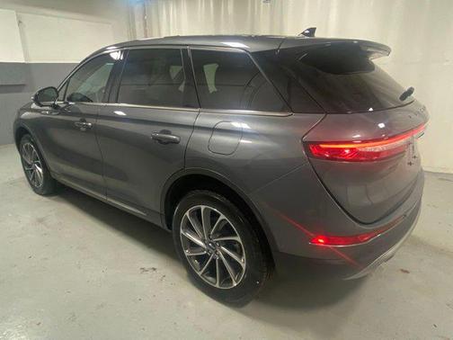 Asher Gray Metallic Clearcoat 2023 Lincoln Corsair Standard