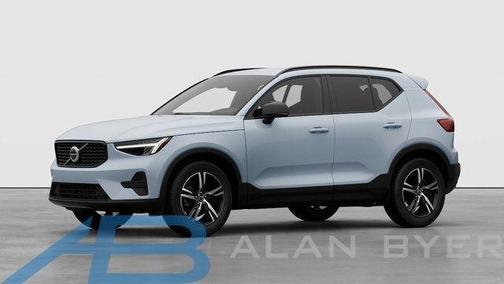 2026 Volvo XC40 B5 Core