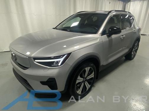 2023 Volvo XC40 Recharge Pure Electric Twin Core