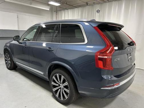 2024 Volvo XC90 B6 Core Bright Theme