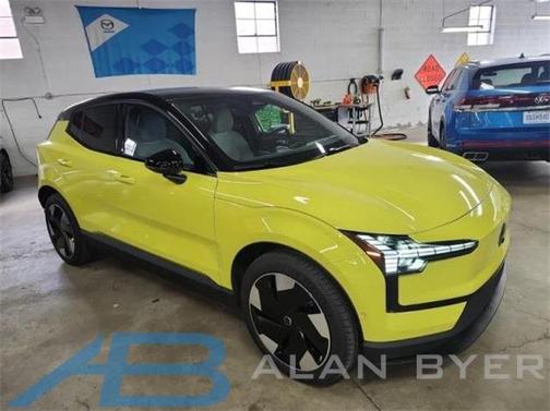 2025 Volvo EX30 Twin Motor Ultra