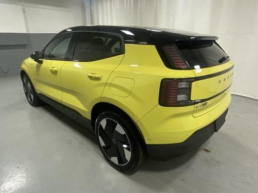 2025 Volvo EX30 Twin Motor Ultra