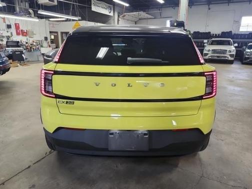 2025 Volvo EX30 Twin Motor Ultra