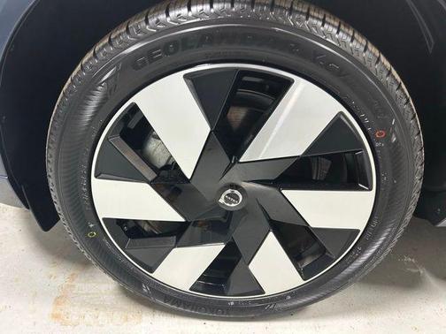 2025 Volvo XC60 Plug-In Hybrid Plus, T8 AWD Electric/Gasoline, Dark