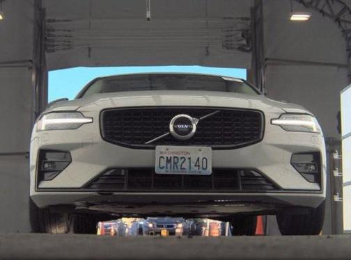 2025 Volvo S60 B5 Core