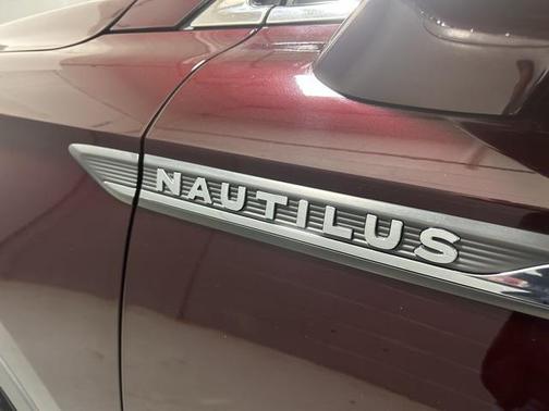 2020 Lincoln Nautilus Standard