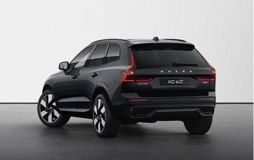 2025 Volvo XC60 Plug-In Hybrid T8 Plus