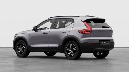 Aurora Silver 2026 Volvo XC40 Core, B5 AWD Gas (mild hybrid), Dark