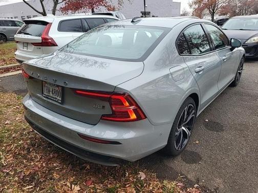 2025 Volvo S60 B5 Ultra