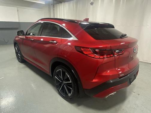 2022 INFINITI QX55 ESSENTIAL