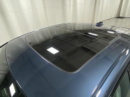 2025 Volvo S60 Plug-In Hybrid T8 Ultra