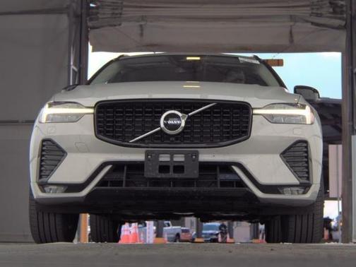 2025 Volvo XC60 B5 Core