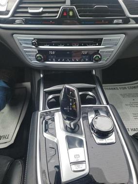 2017 BMW 750 i xDrive